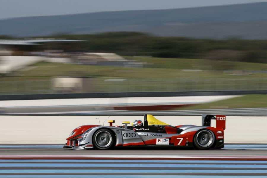  Audi R15 TDI Plus 2010 года  (фото 21 из 40)
